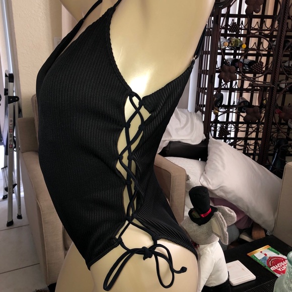 Lace Up One Piece Swimsuit - Picture 4 of 8